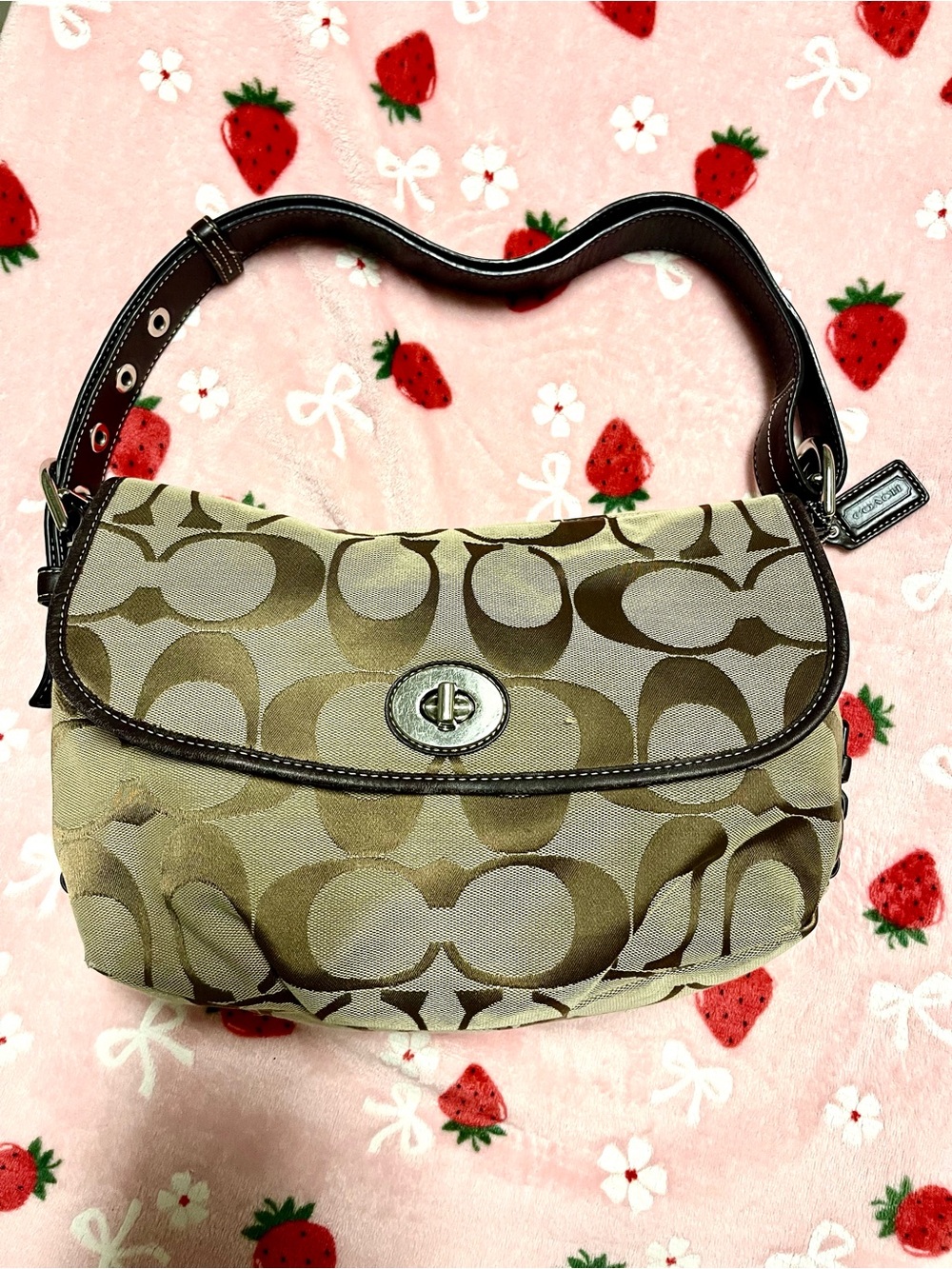 vintage coach brown soho flap shoulder bag